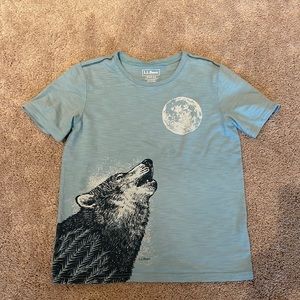 Girls t-shirt with wolf design